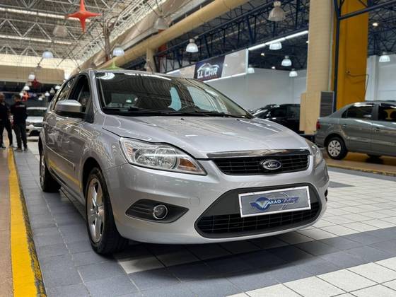 FORD FOCUS 1.6 GL 16V FLEX 4P MANUAL